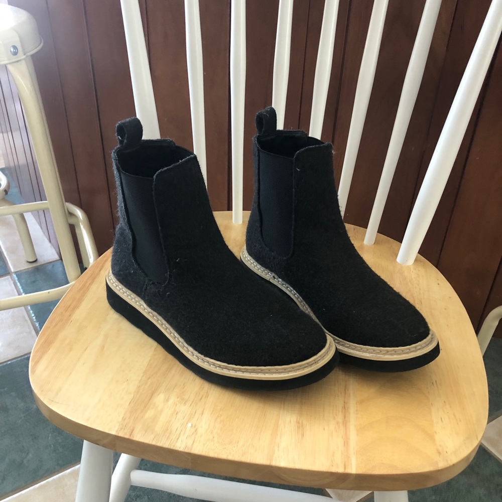 Chelsea boots
